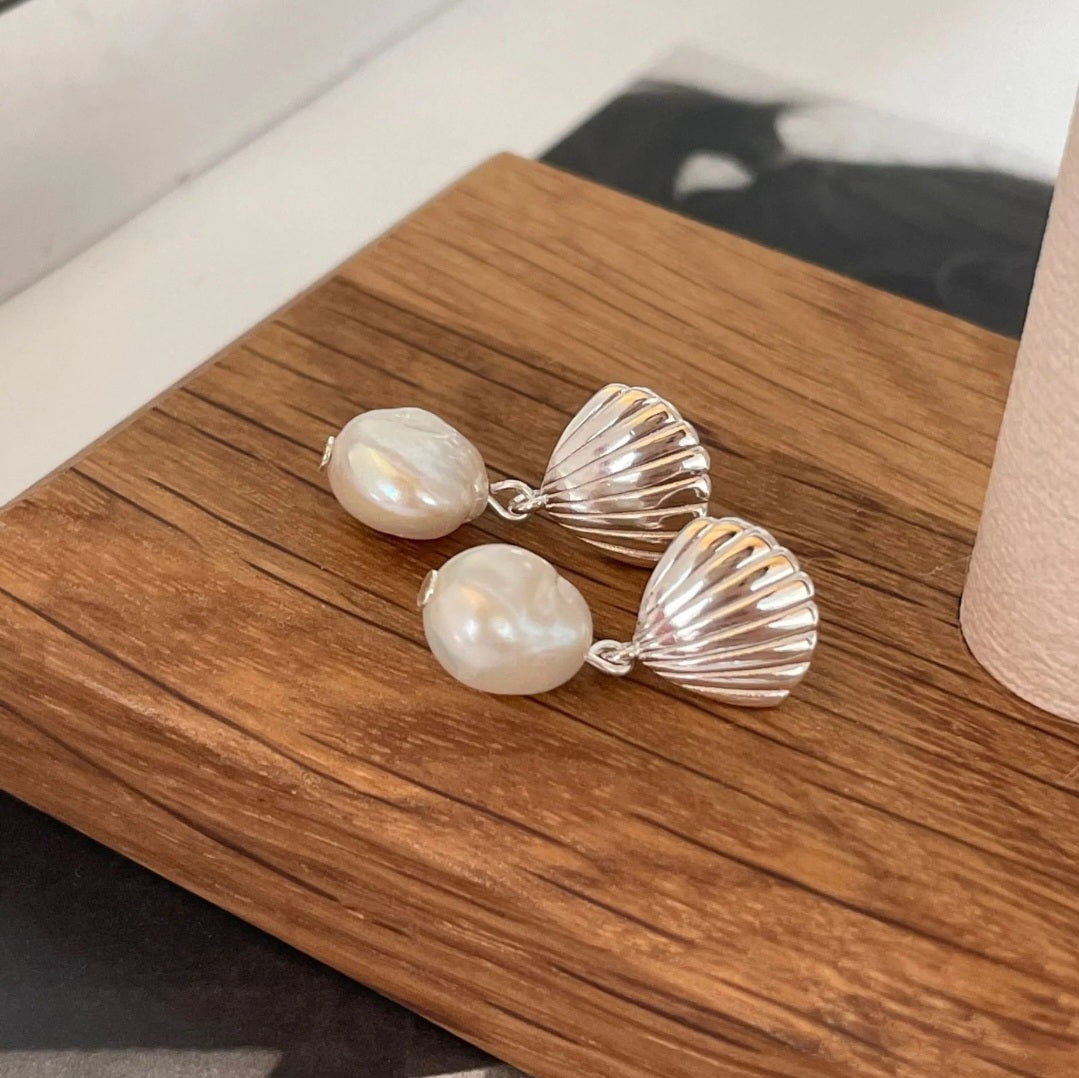 Pearl/Shell Beach Earrings