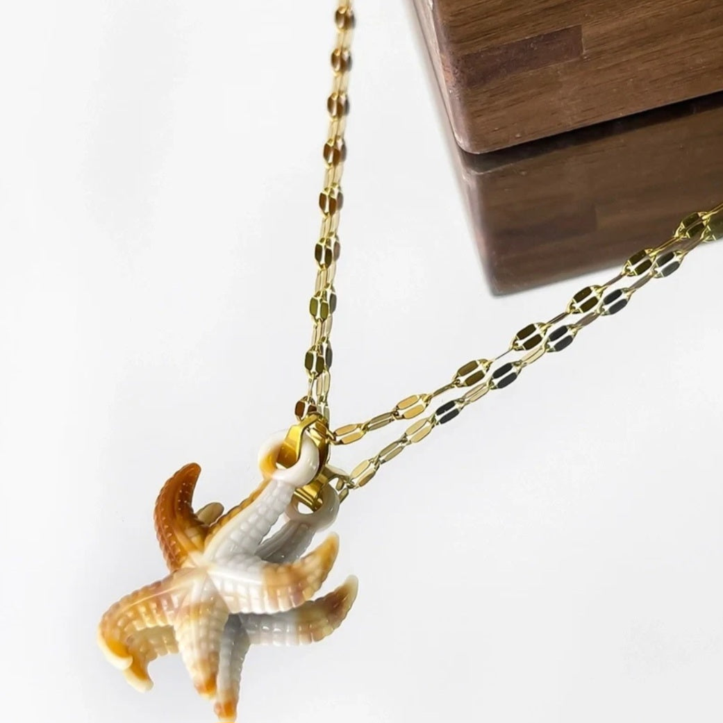Waterproof Shell Necklaces 🐚
