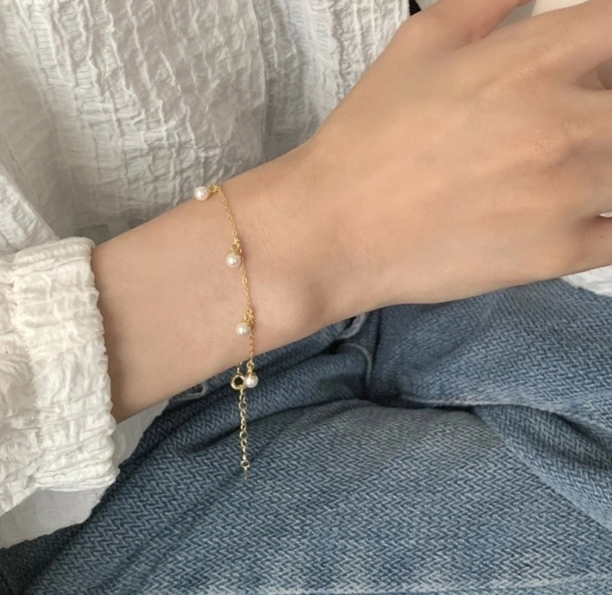 Pearl Necklace & Bracelet